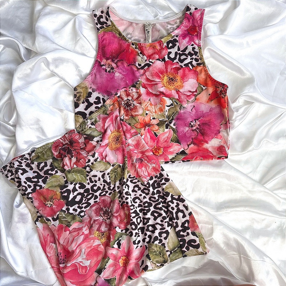 Topia Floral Leopard Print 2 Piece Set Crop Top and Mini Skirt Pink Orange Small